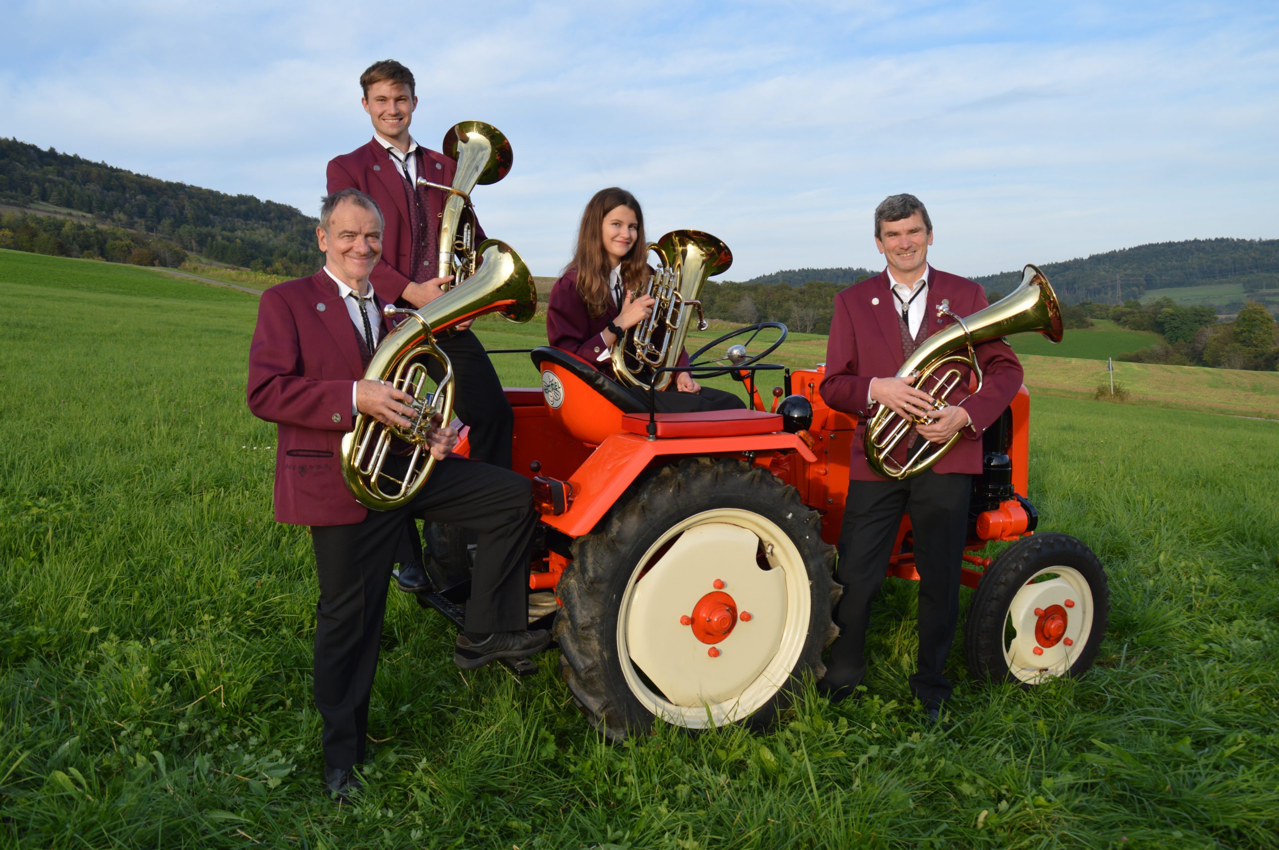 Die Tenorhörner und Bariton:
